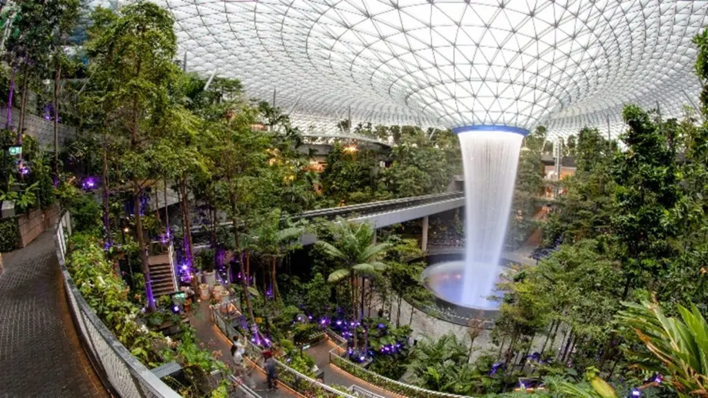 Jewet at Changi Airport